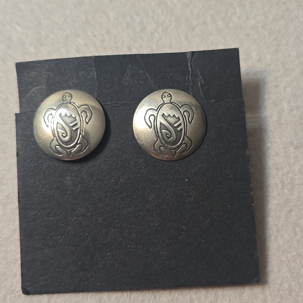 Sterling Silver Turtle Stamped Stud Post Earrings Concho Style 3/4" Round